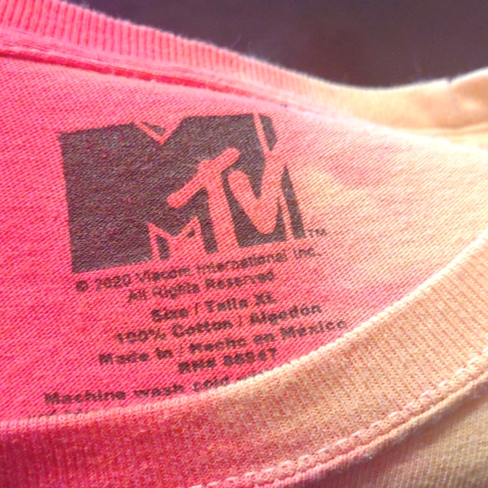 This is a mtv tie die long sleeve top